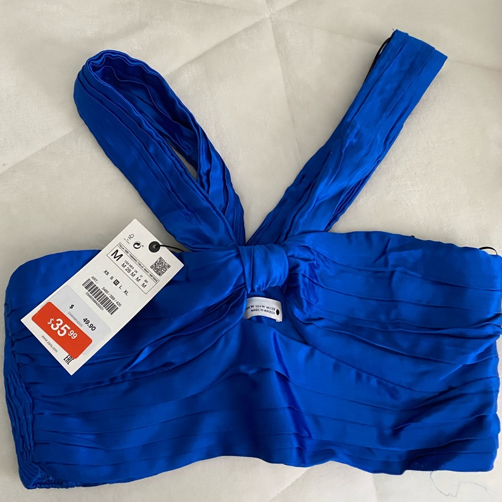 Brand new zara top.  Never worn before and tags are still on